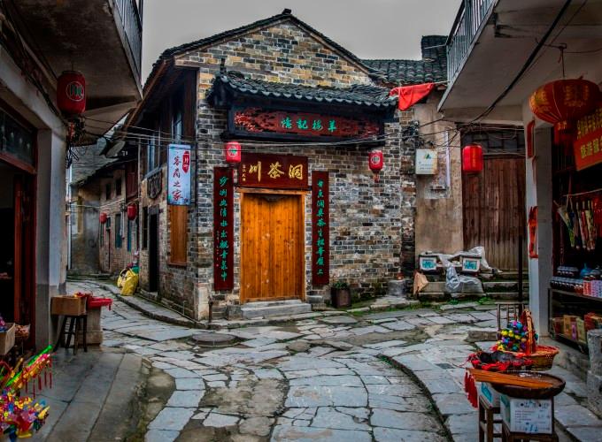 年轻人失业是眼高手低吗？什么造成导致年轻人大量失业？游戏画面
